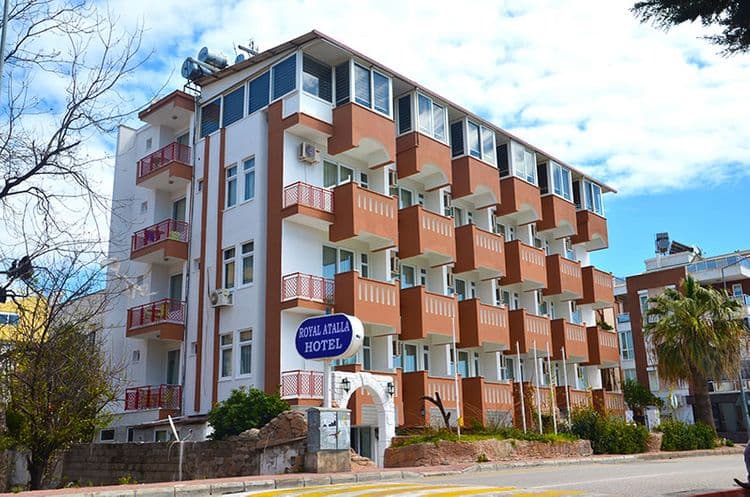 Royal Atalla Hotel