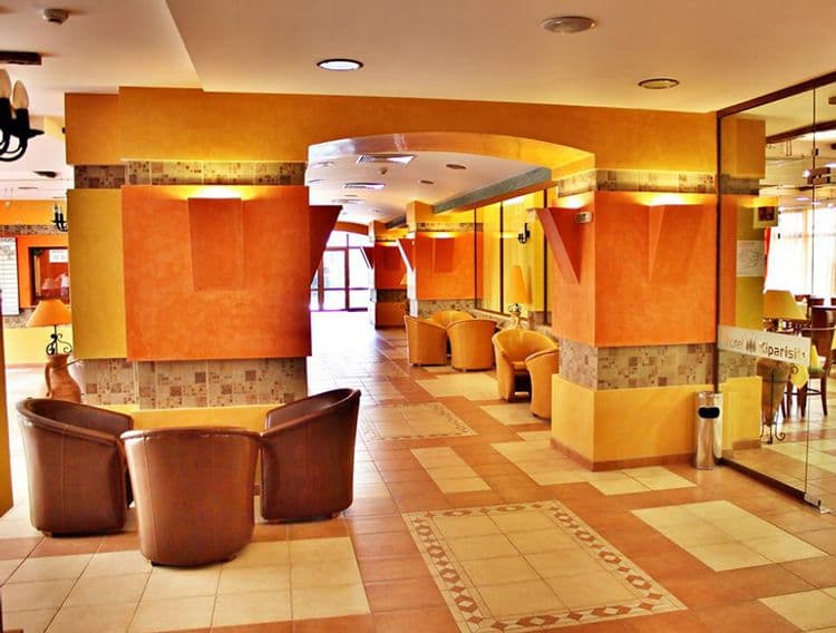 Kiparisite Hotel