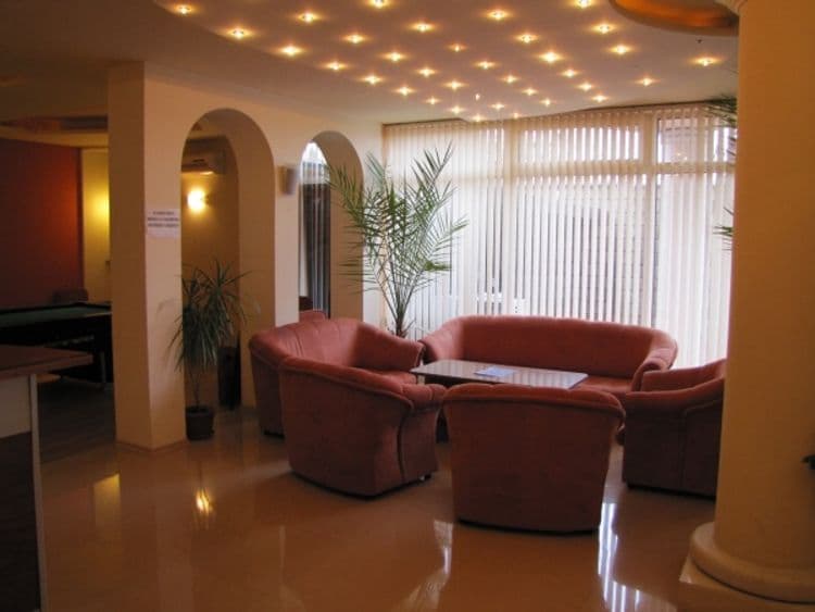 Paris Hotel