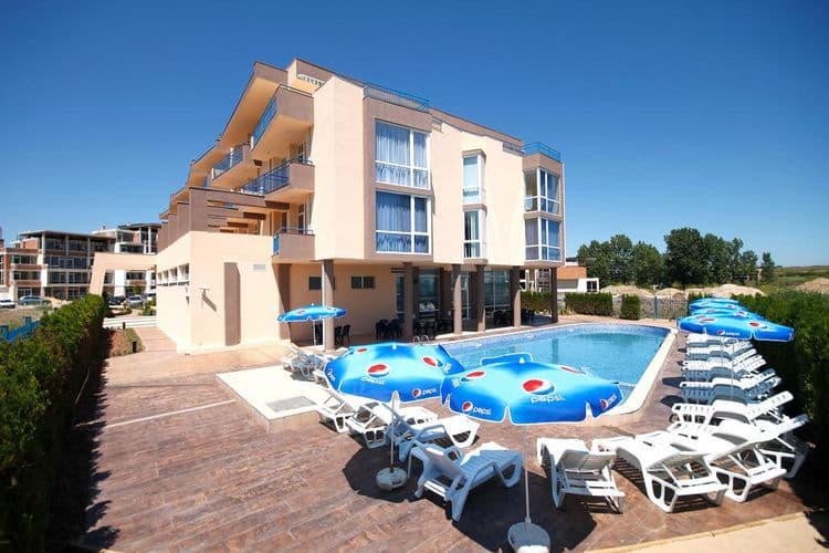 Royal Beach Hotel