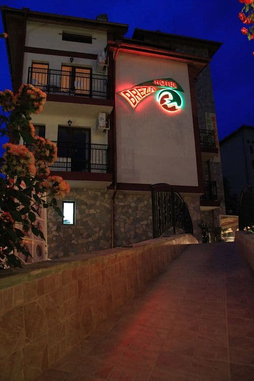 Breza Hotel