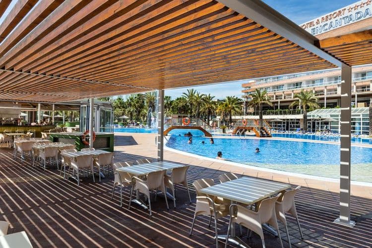Costa Encantada Apartahotel
