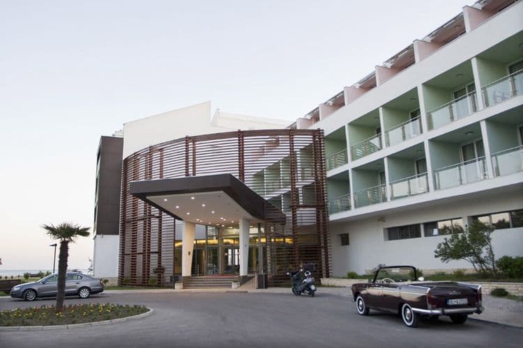 Otrant Hotel