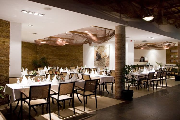 Otrant Hotel