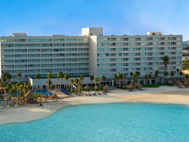 Dreams Sands Cancun Resort & Spa