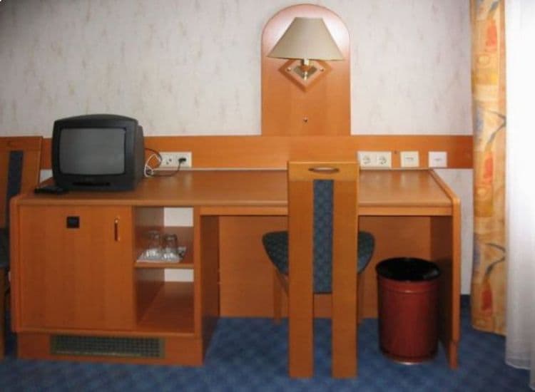 Admiral Hotel