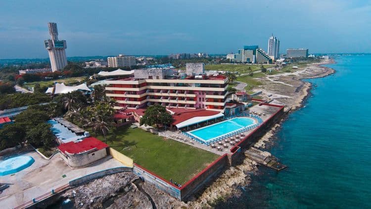 Chateau Miramar Hotel