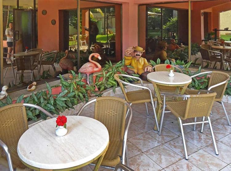 Chateau Miramar Hotel