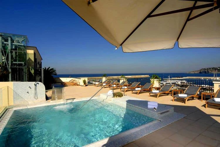 Villa Carolina Hotel