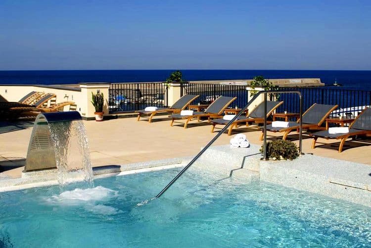 Villa Carolina Hotel