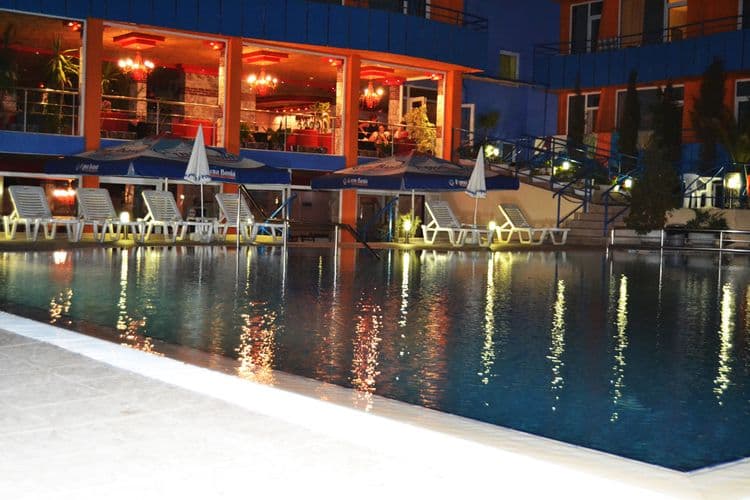 Amaris Hotel