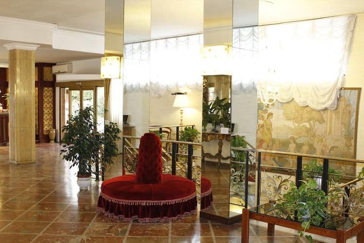 Grand Hermitage Hotel