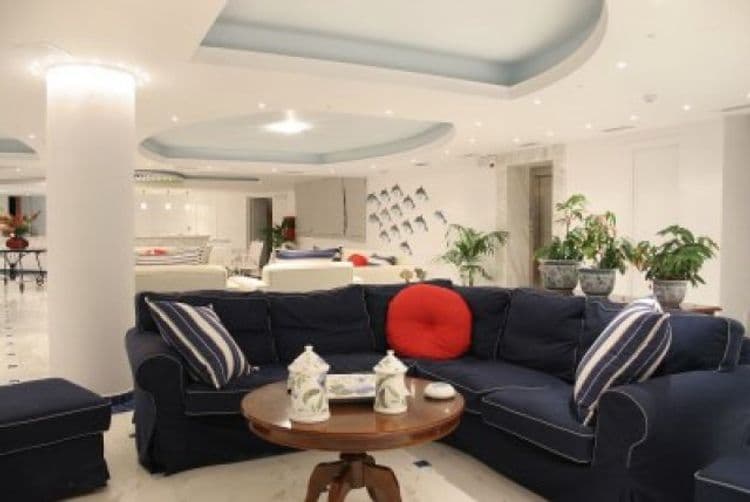 Belvedere Gerakas Luxury Suites