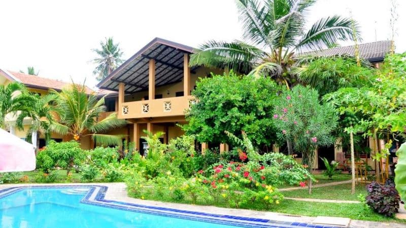 Solomon Beach Hotel