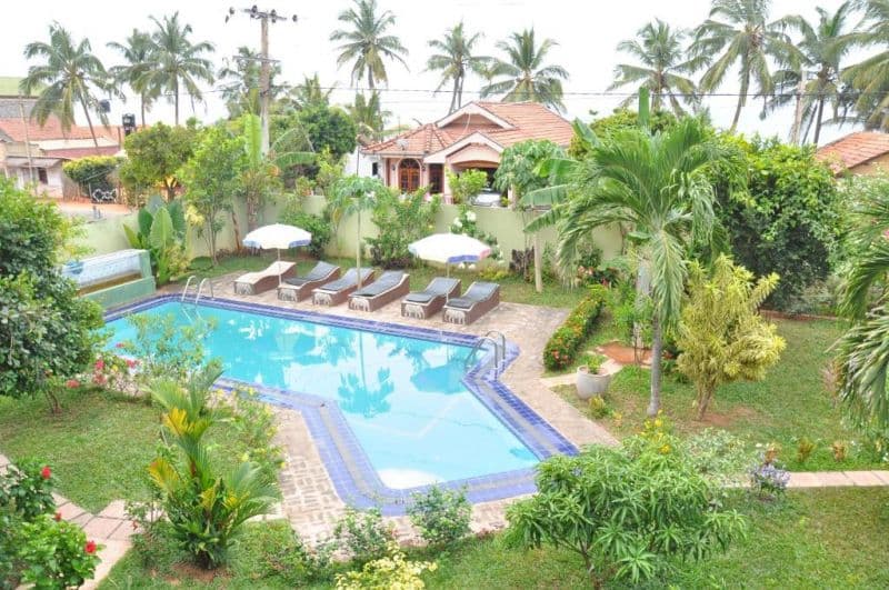 Solomon Beach Hotel