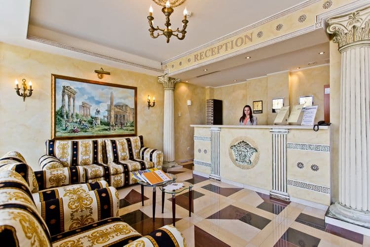 Gold Pearl Hotel