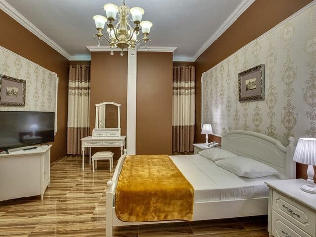 Al Khalidiah Resort