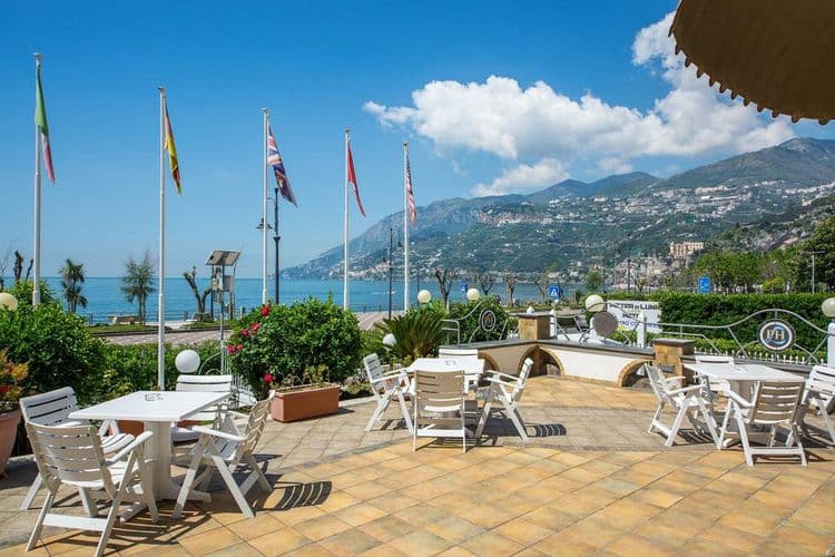 Pietra di Luna Hotel
