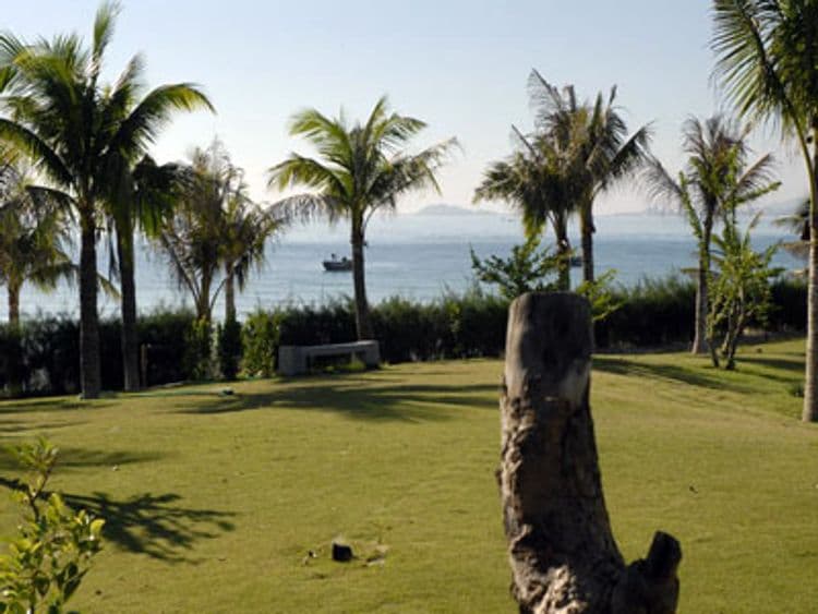 White Sand Doclet Resort