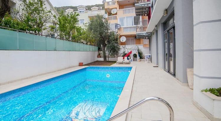 Petrovac Hotel