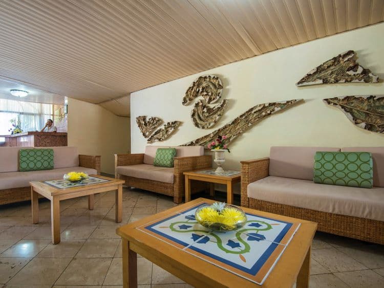 El Bosque Hotel