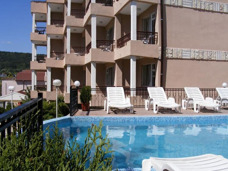Naslada Hotel