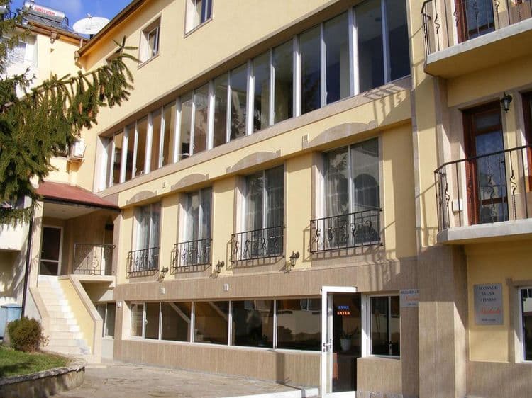 Naslada Hotel