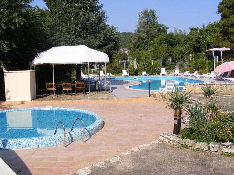 Naslada Hotel