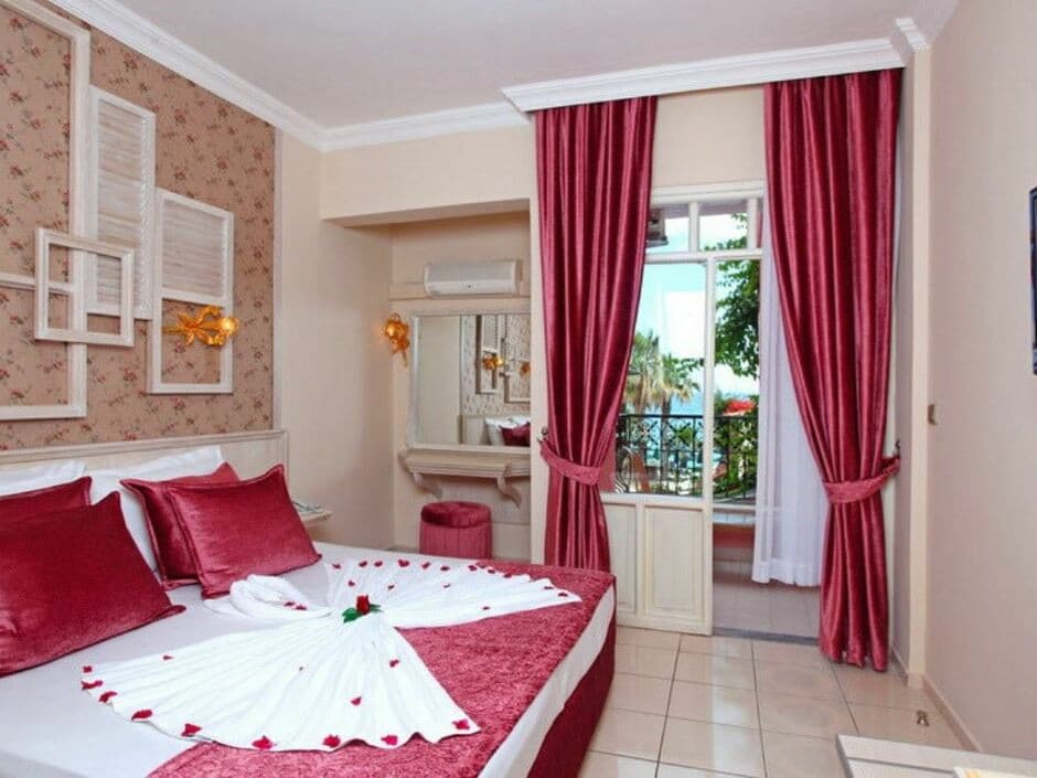 Seagull Hotel