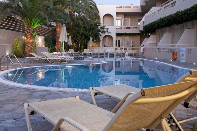 Axos Hotel