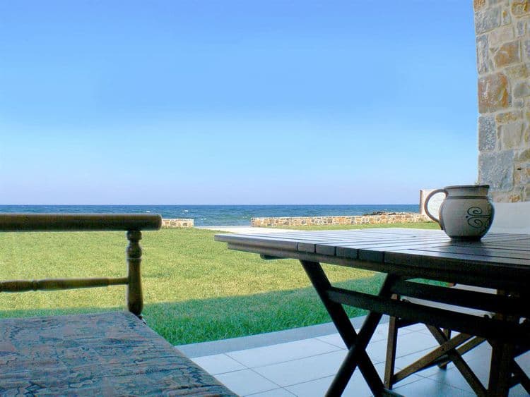 Kritzas Beach Bungalows & Suites