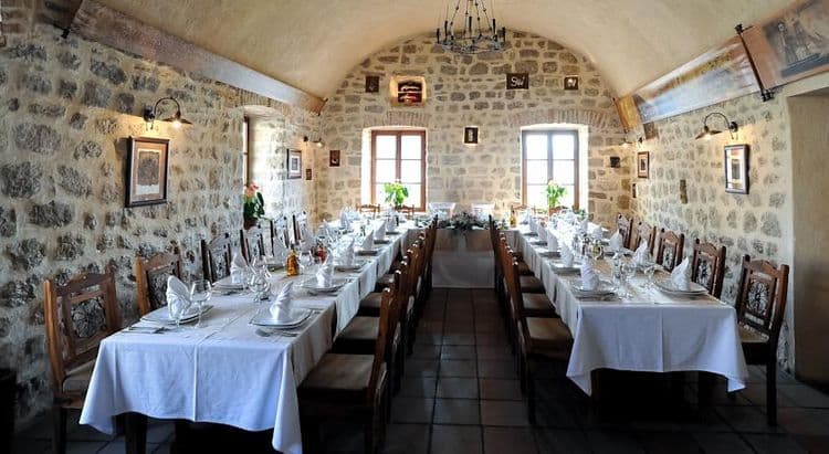 Conte Hotel & Restaurant