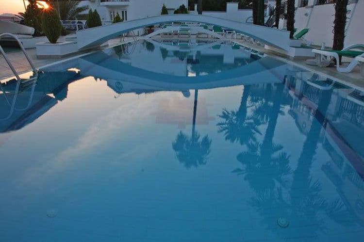 Xanadu Hotel