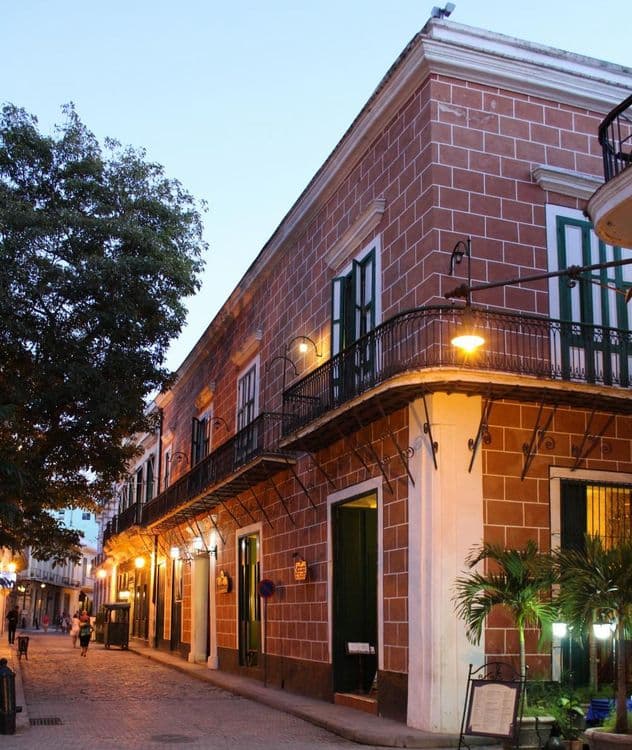 Conde De Villanueva Hotel