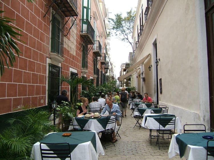 Conde De Villanueva Hotel