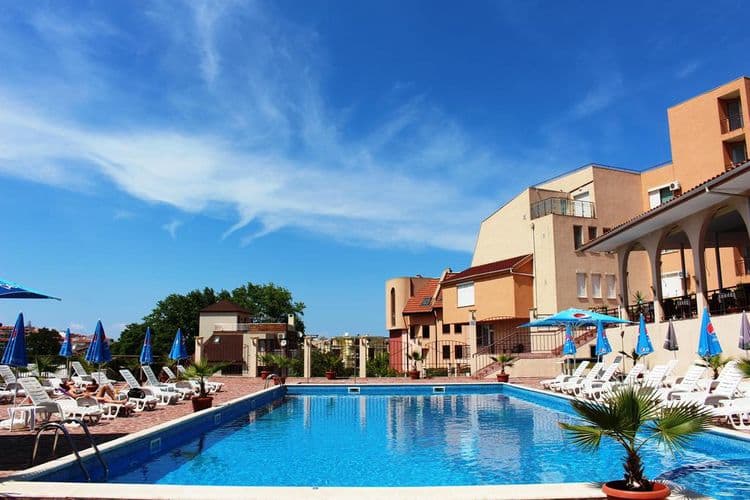 Hera Hotel