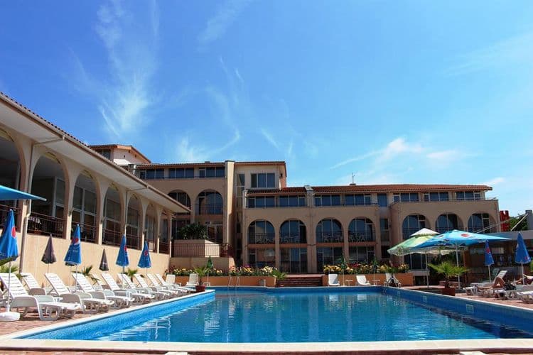 Hera Hotel