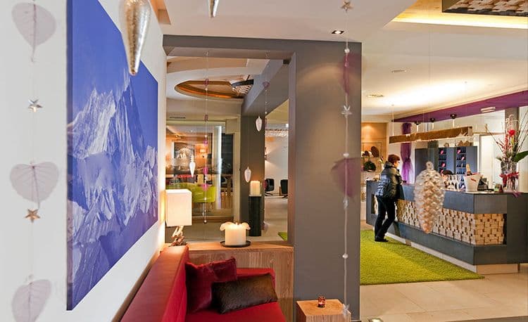 Fliana Hotel