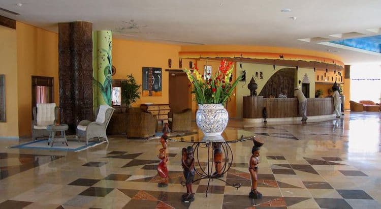 African Queen Hotel