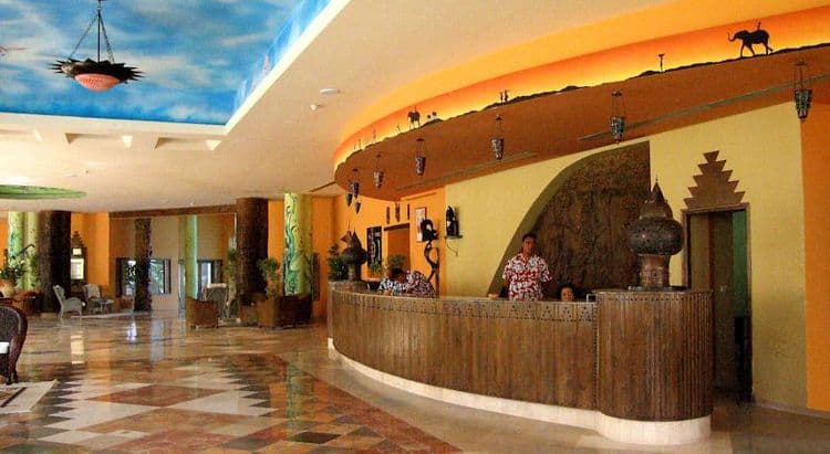 African Queen Hotel