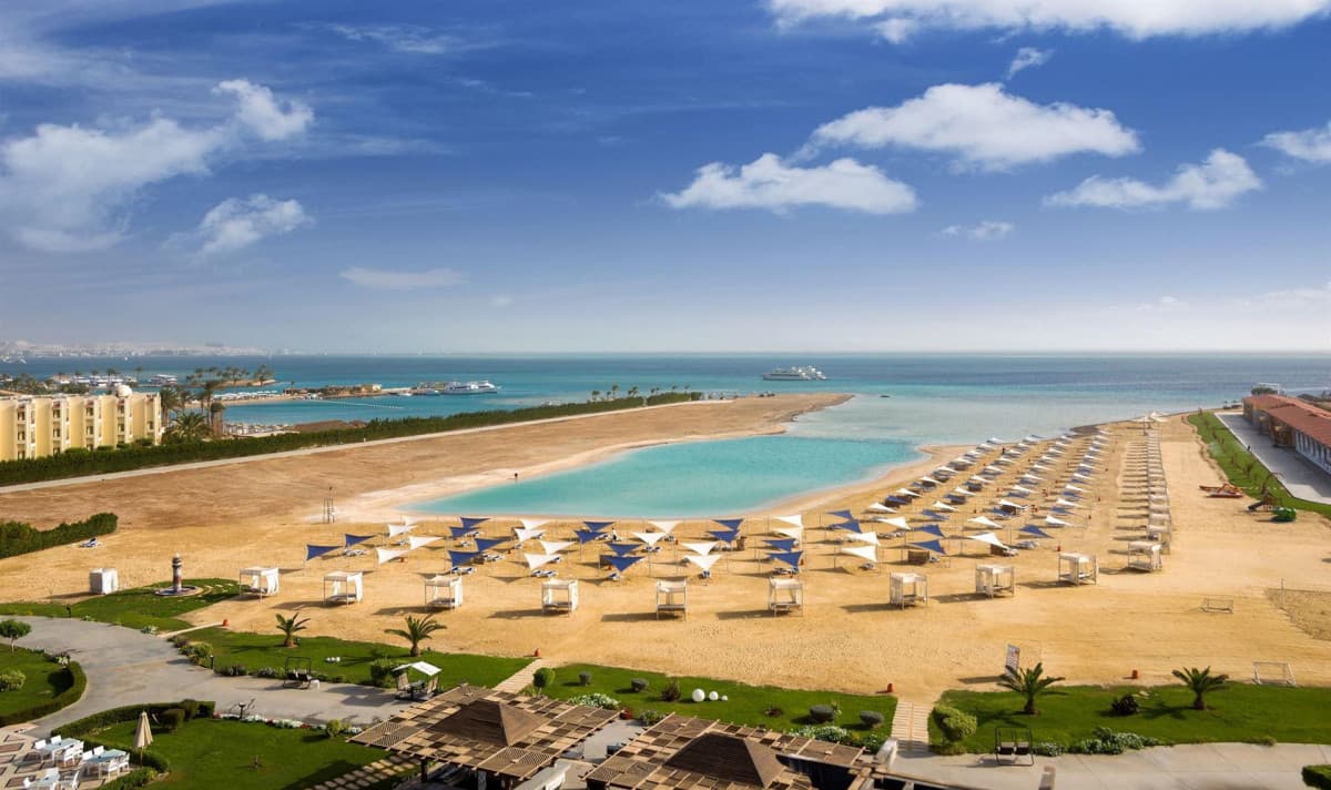 Gravity Hotel and Aqua park (ex. Samra Bay)