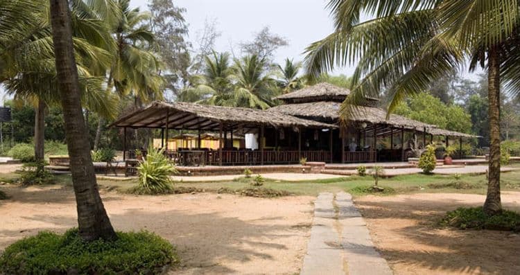 Varca Le Palms Beach Resort