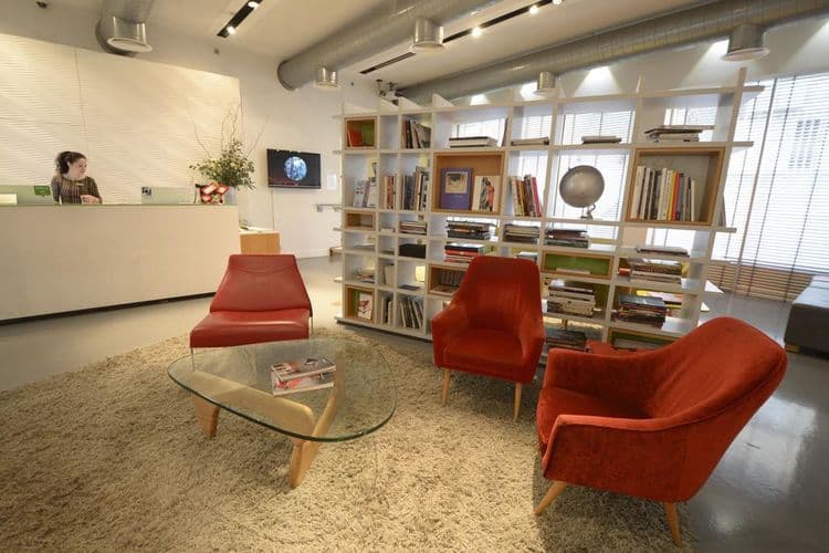 Artplus Hotel