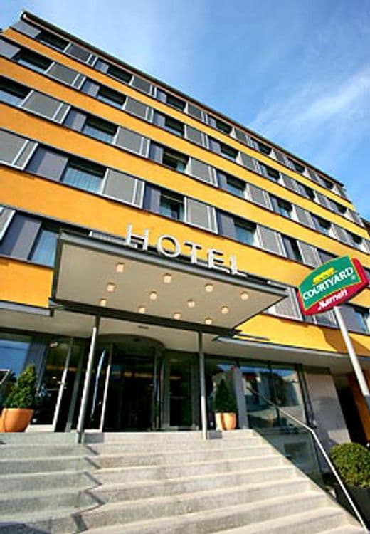 Courtyard by Marriott