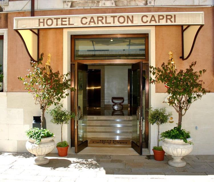 Carlton Capri