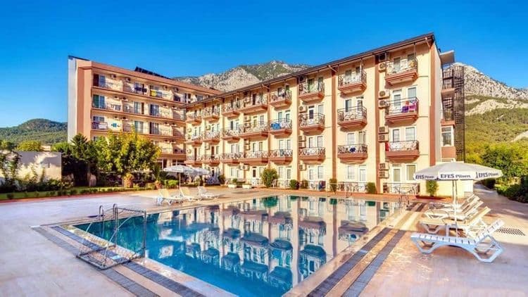 Limoncello Garden Hotel
