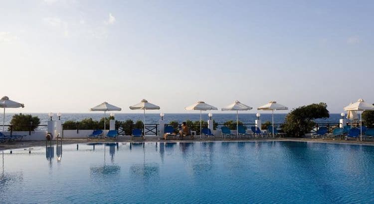 Maritimo Beach Hotel