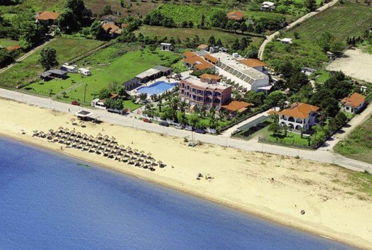 Antigoni Beach Resort Hotel & Suites