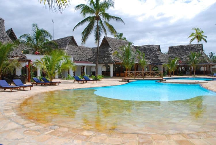 Sultan Sands Island Resort