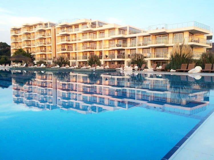Maxima Paradise Resort